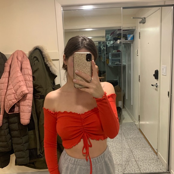 PLT Red off the shoulder crop top - Picture 1 of 2